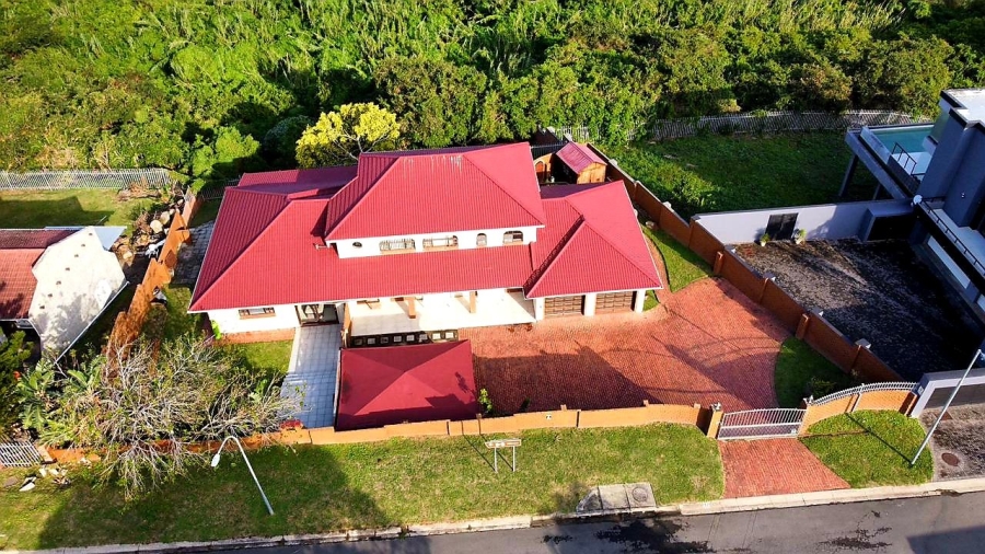 6 Bedroom Property for Sale in Baysville Eastern Cape